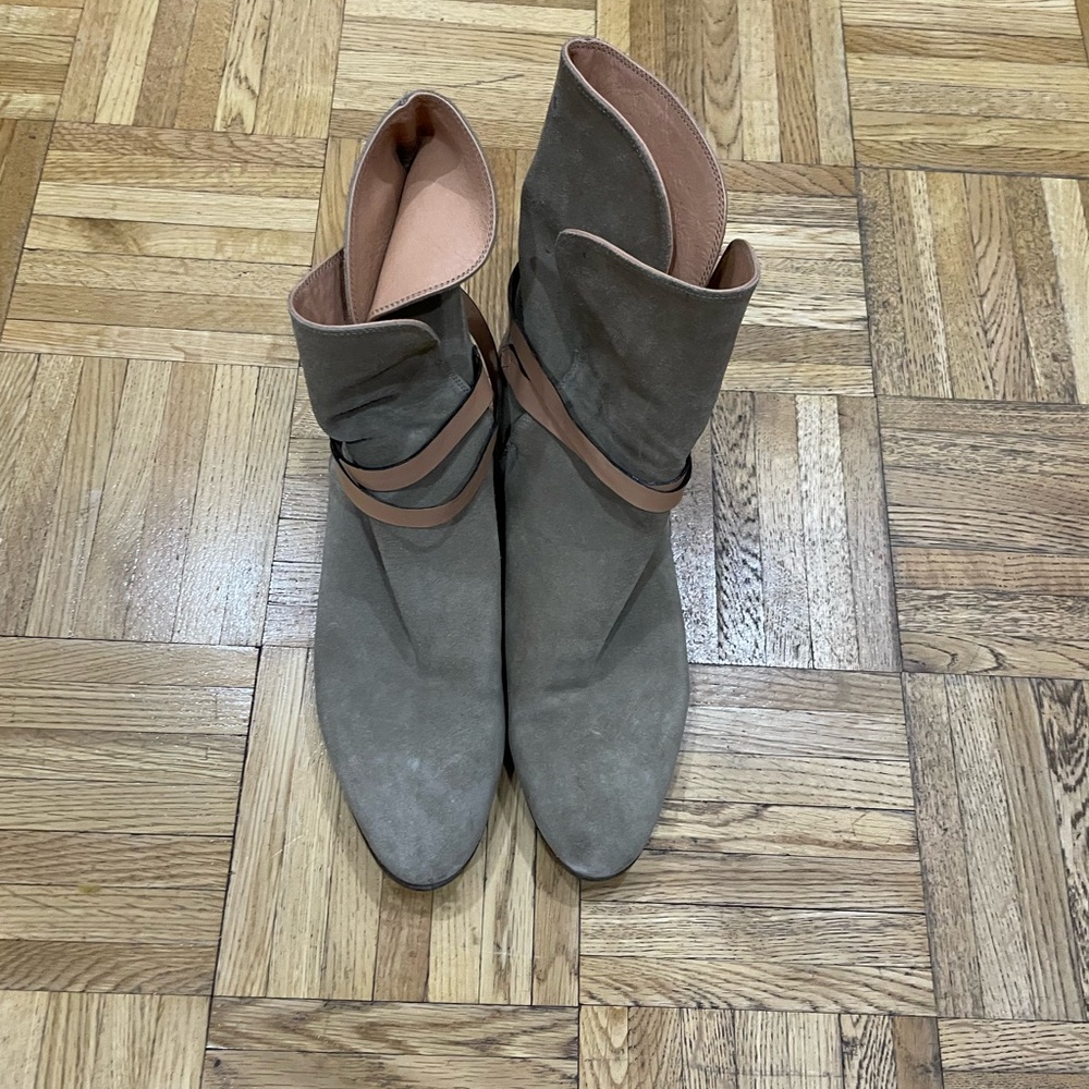 Chloe boots size 39